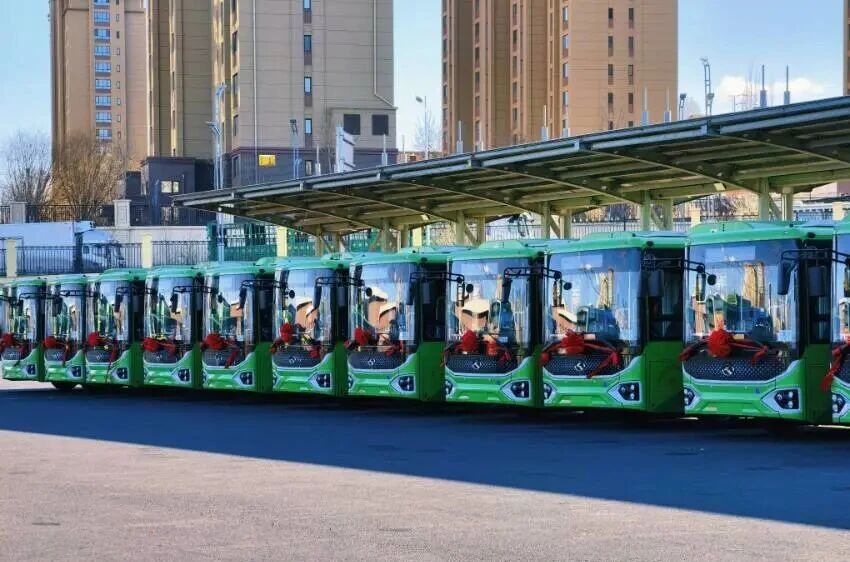 赤峰市2025年民生实事再提速 首批纯电动公交车顺利交付